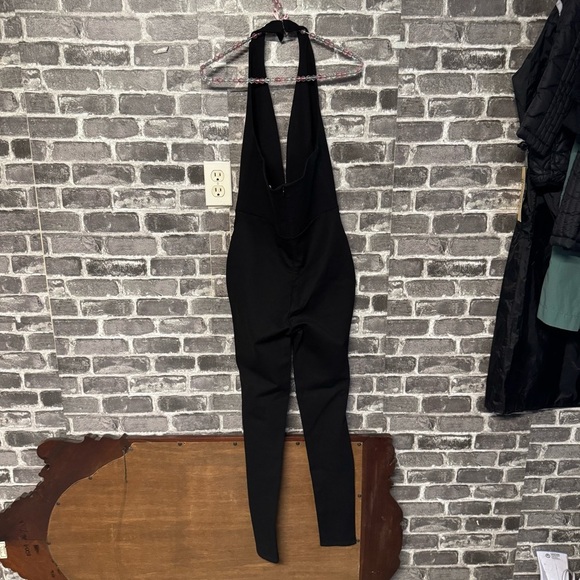 NWT Lovers + Friends Lennox JUMPSUIT black halter neck low cut back fitted - Picture 7 of 13